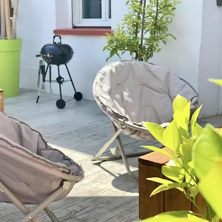 Voyage Au Canal - Parking Clim Netflix Amazon * Μοντωμπάν